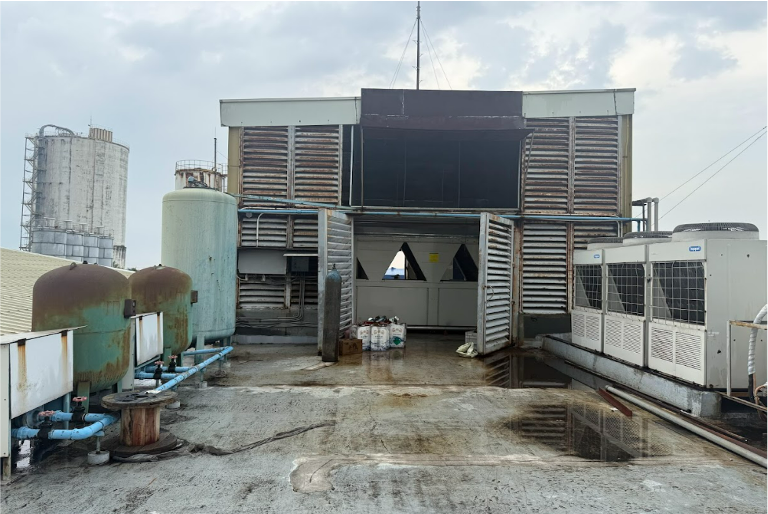 La Filipina Mama Tina Building